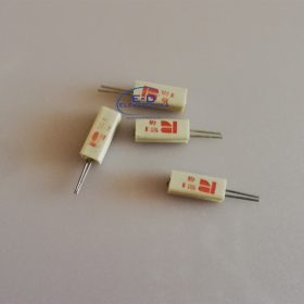 1 Ohm 4 W R